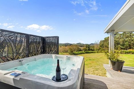 Photo of property in 2113d Cove Road, Mangawhai, 0573