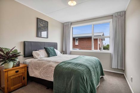 Photo of property in 15b Mayfair Place, Westown, New Plymouth, 4310