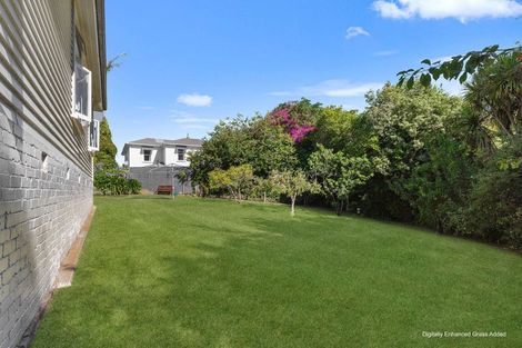 Photo of property in 17 Smart Terrace, Saint Johns Hill, Whanganui, 4500