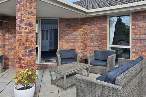 Photo of property in 2 Glencullen Drive, Casebrook, Christchurch, 8051