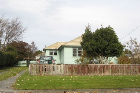 Photo of property in 4 Cemetery Road, Tapanui, 9522