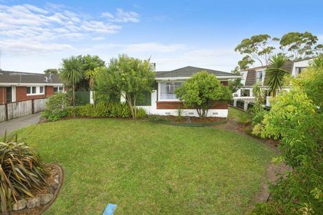 Photo of property in 24 Pooley Street, Pakuranga Heights, Auckland, 2010