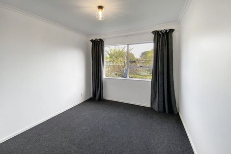 Photo of property in 14 Hillcrest Drive, Kelvin Grove, Palmerston North, 4414