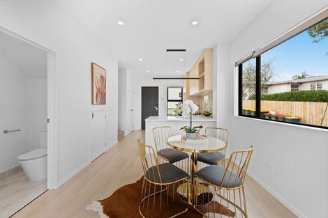 Photo of property in 3/25 Abbotleigh Avenue, Te Atatu Peninsula, Auckland, 0610