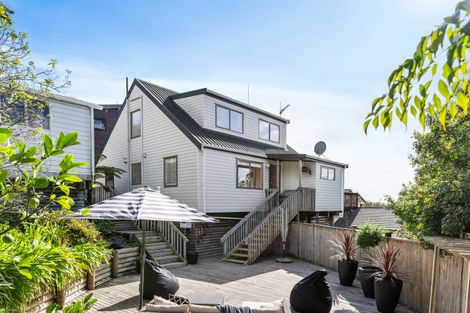 Photo of property in 2/597 East Coast Road, Browns Bay, Auckland, 0632