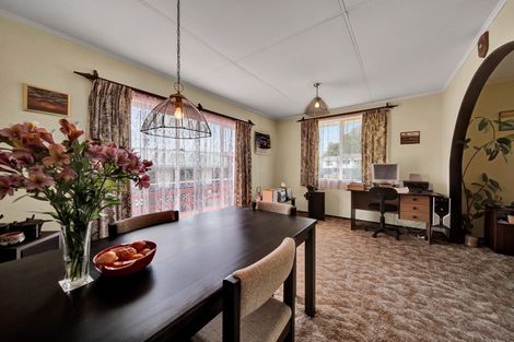 Photo of property in 14a Brixham Place, Merrilands, New Plymouth, 4312