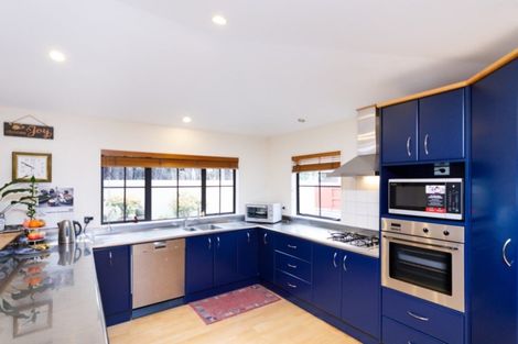 Photo of property in 102 Jickell Street, Hokowhitu, Palmerston North, 4410