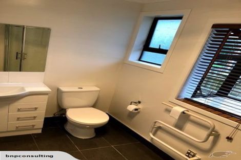 Photo of property in 20 Vodanovich Road, Te Atatu South, Auckland, 0610