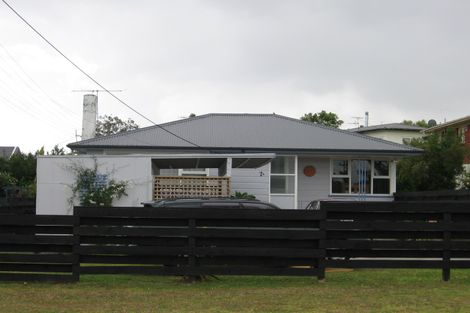 Photo of property in 2/7 Gordon Avenue, Forrest Hill, Auckland, 0620