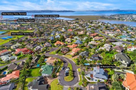 Photo of property in 20 Bonnard Place, West Harbour, Auckland, 0618