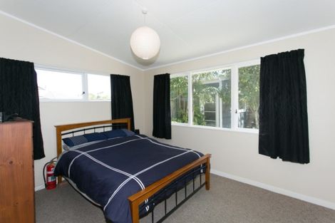 Photo of property in 100 Putiki Drive, Putiki, Whanganui, 4500