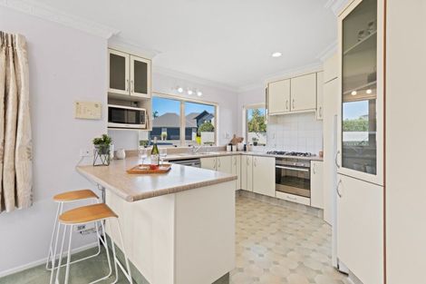 Photo of property in 4 Adam Lile Drive, Highlands Park, New Plymouth, 4312