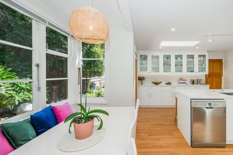 Photo of property in 99a Ruapehu Street, Paraparaumu, 5032