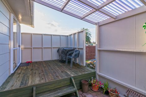 Photo of property in 21 Tennyson Drive, Owhata, Rotorua, 3010