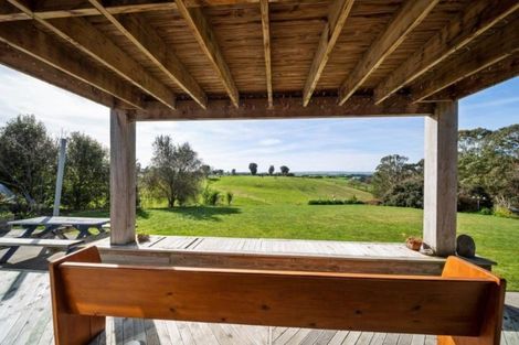 Photo of property in 2 High Road, Hawera, 4610