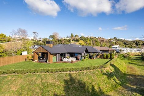 Photo of property in 10 Pike Place, Ferndale, New Plymouth, 4310