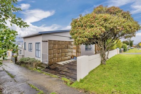 Photo of property in 47 Bluegum Road, Paraparaumu Beach, Paraparaumu, 5032