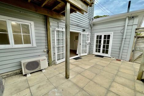 Photo of property in 73 Majoribanks Street, Mount Victoria, Wellington, 6011