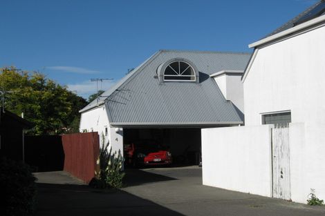 Photo of property in 4 Broadfell Avenue Avonhead Christchurch City