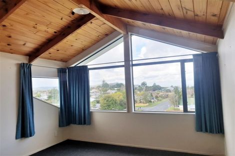 Photo of property in 195 Fairway Drive, Te Kamo, Kamo, 0112