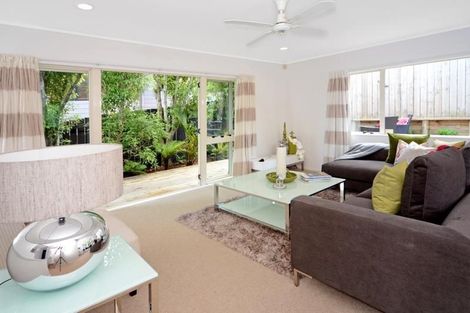 Photo of property in 1/1 Heathglen Place, Bayview, Auckland, 0629