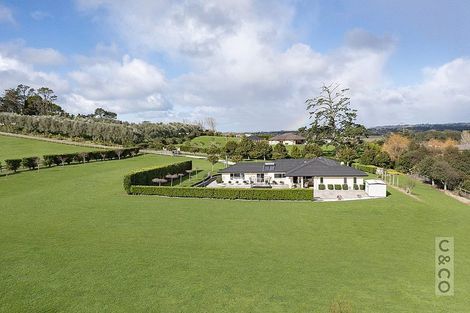 Photo of property in 289 Old North Road, Kumeu, 0892