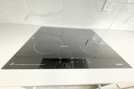 Photo of property in 57 Lynwood Road, New Lynn, Auckland, 0600