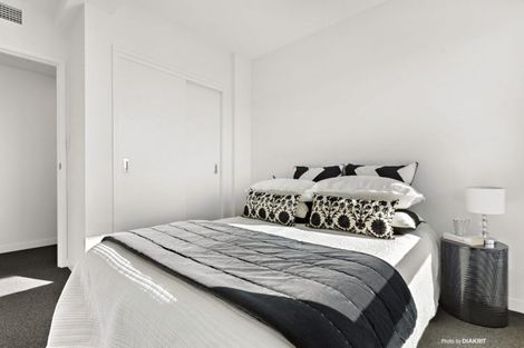 Photo of property in Alpha Apartments, 703/4 Elizabeth Street, Mount Victoria, Wellington, 6011