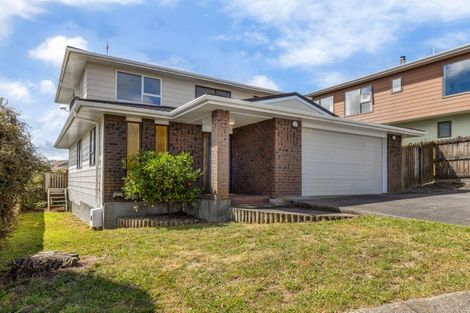 Photo of property in 12 Tremaine Place, Camborne, Porirua, 5026