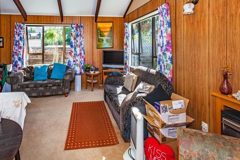 Photo of property in 118 Everitt Crescent, Whangamata, 3620