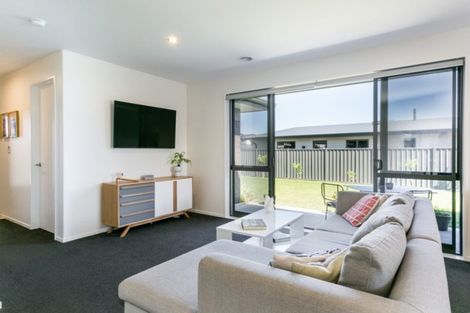 Photo of property in 5 Whakatomo Place, Havelock North, 4130