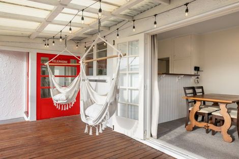 Photo of property in 26 Forest Lake Road, Forest Lake, Hamilton, 3200