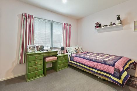 Photo of property in 15 Elias Court, The Gardens, Auckland, 2105
