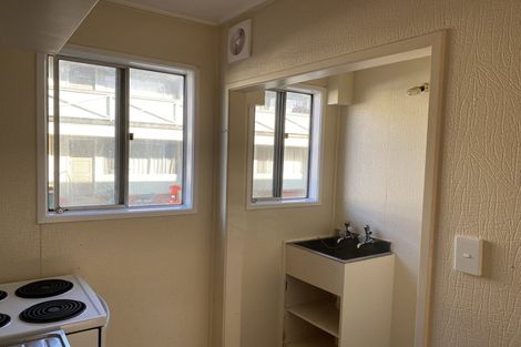 Photo of property in 1-27/21 Te Aroha Street, Hamilton East, Hamilton, 3216