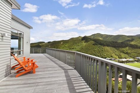 Photo of property in 30 Jordan Street, Owhiro Bay, Wellington, 6023