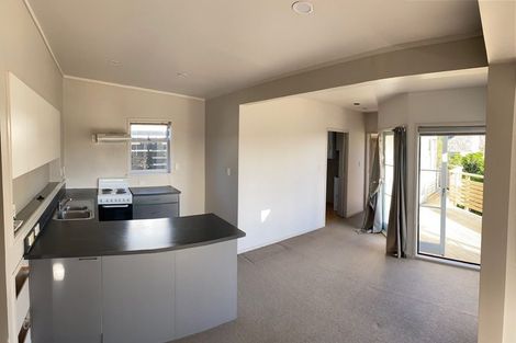 Photo of property in 2/21 Omana Road, Milford, Auckland, 0620