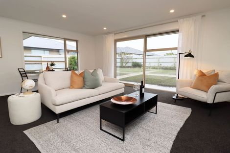 Photo of property in 16 Mcmullan Place, Oamaru North, Oamaru, 9400