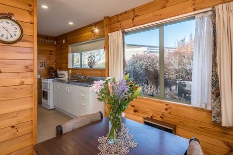 Photo of property in 37 Parata Street, Waikanae, 5036