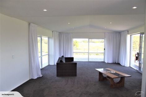 Photo of property in 488a Carrington Road, Hurworth, New Plymouth, 4371