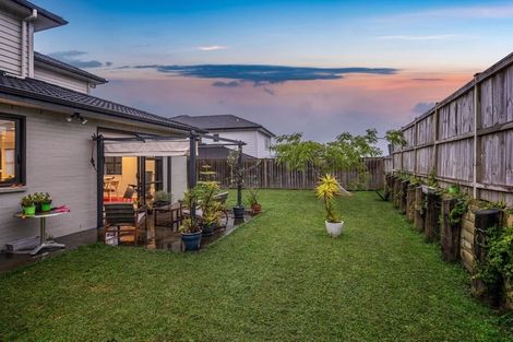 Photo of property in 3 Mauku Lane, Greenhithe, Auckland, 0632