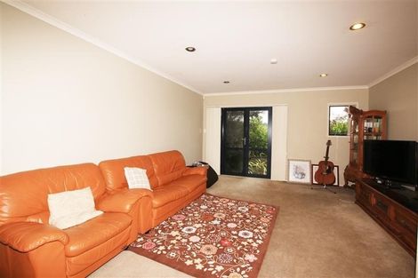 Photo of property in 103 Fields Parade, Oteha, Auckland, 0632