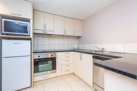 Photo of property in Scotia Tower Apartments, 8a/8 Scotia Place, Auckland Central, Auckland, 1010
