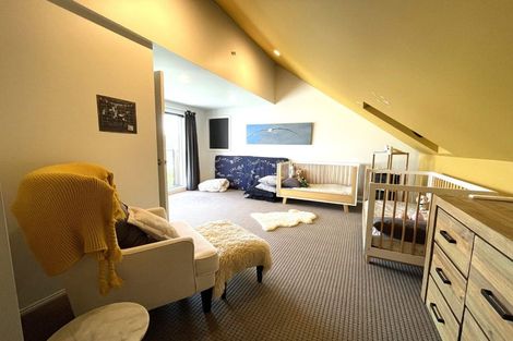 Photo of property in 15 Russell Drive, Oakura, 4314