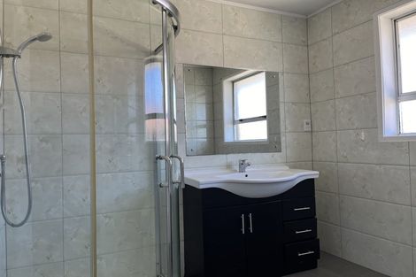 Photo of property in 68 Royal Road, Massey, Auckland, 0614