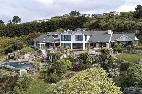 Photo of property in 199 Glenstrae Road, Redcliffs, Christchurch, 8081