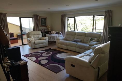 Photo of property in 28 Langana Avenue, Browns Bay, Auckland, 0630