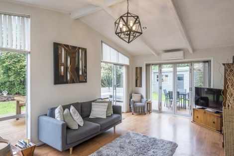 Photo of property in 2 Hillcrest Road, Raumati South, Paraparaumu, 5032