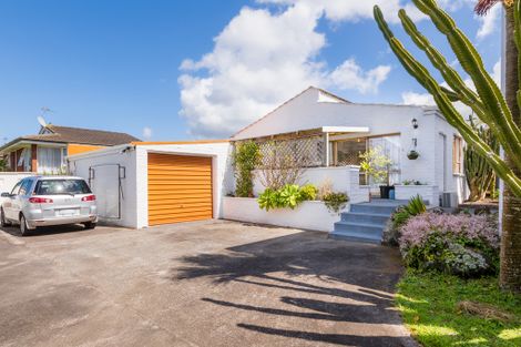 Photo of property in 4/1 Akehurst Avenue, New Lynn, Auckland, 0600