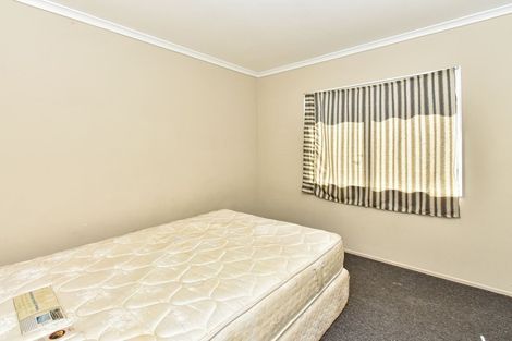 Photo of property in 1/43 Solveig Place, Randwick Park, Auckland, 2105
