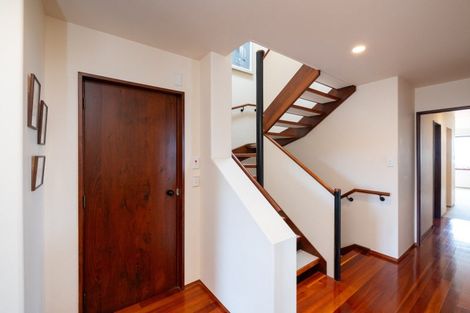 Photo of property in 25b George Street, Hospital Hill, Napier, 4110